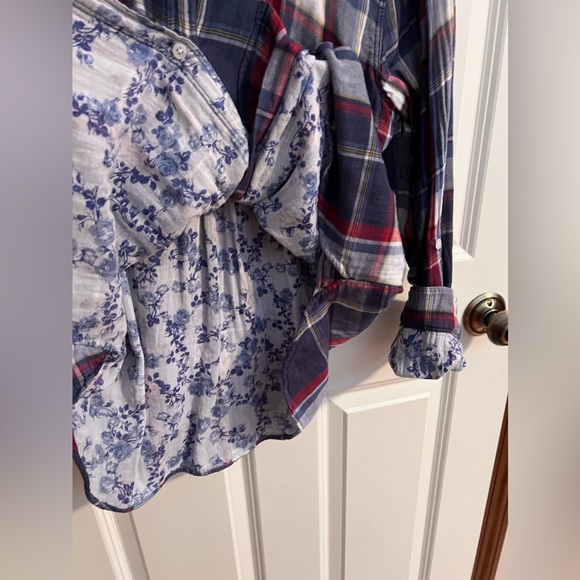 American Eagle Outfitters button down shirt - Picture 3 of 4